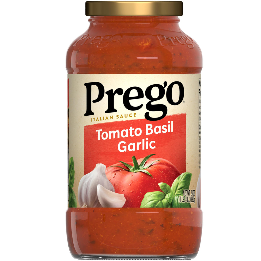 Prego Basil & Garlic jar front, ideal for quick family pasta night.