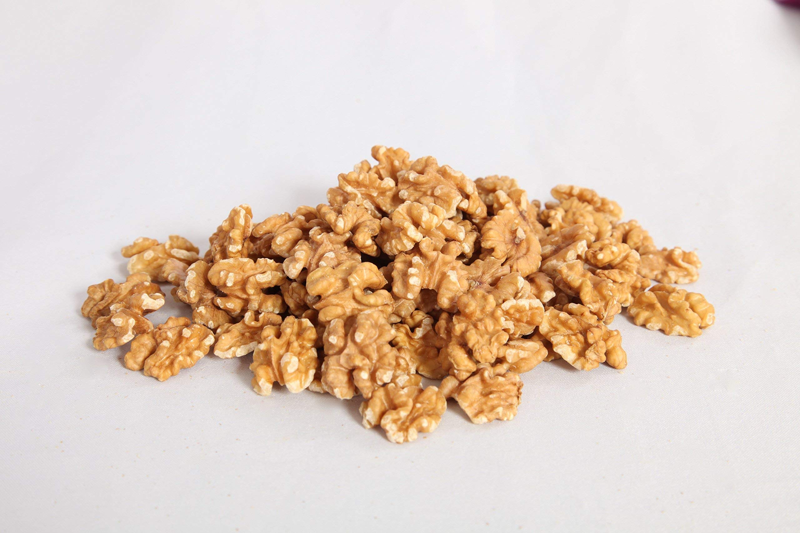Primavera walnut nutrition facts card emphasizing omega-3 richness