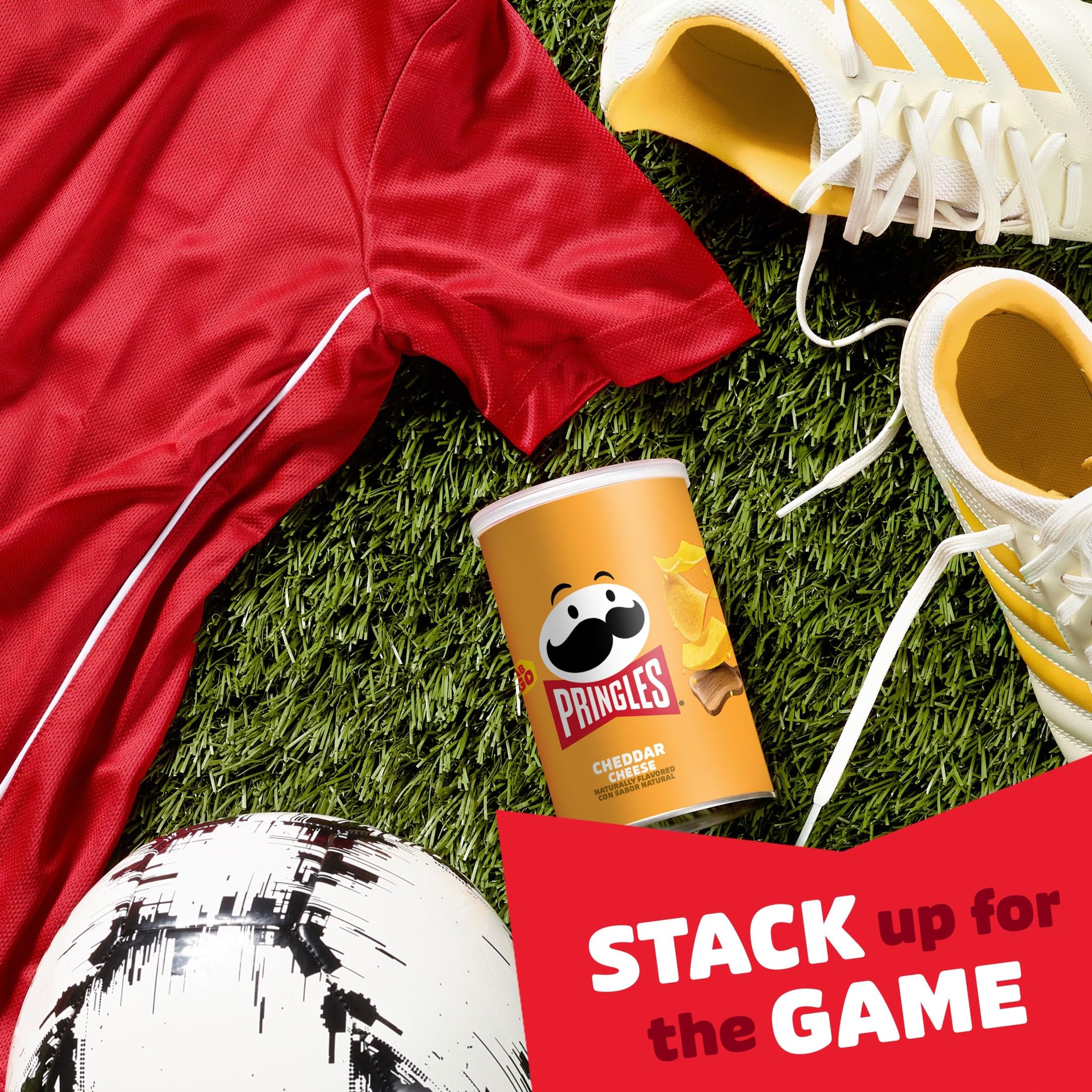 Pringles Cheddar Cheese crisps for game time gatherings and shared snacking