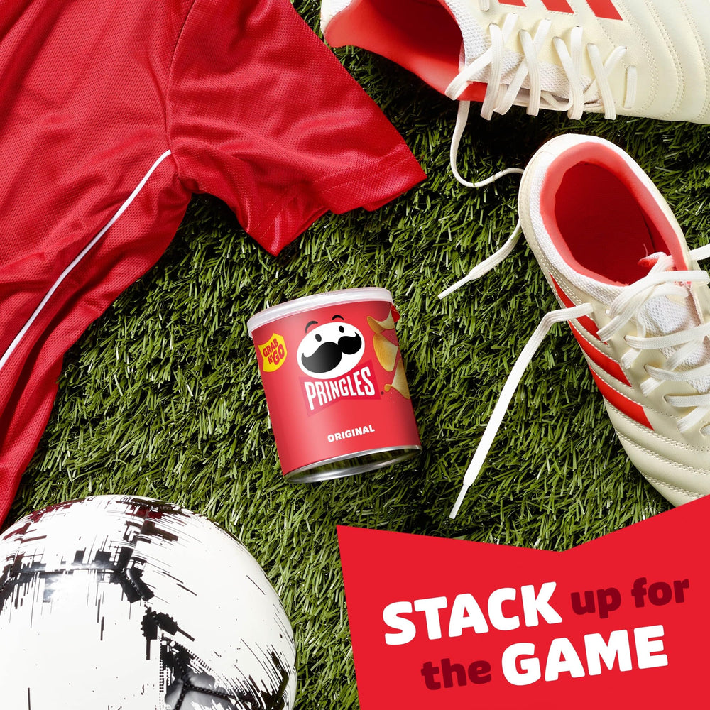 Pringles Original crisps for game night, crunchy and shareable