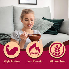 ProtiDIET gluten-free oatmeal closeup with almond pieces and banana slices.
