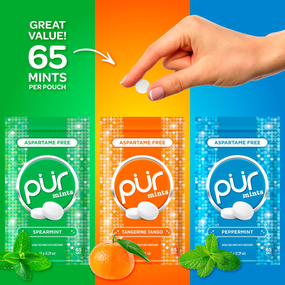 PUR Mints close-up with natural flavors for clean taste.