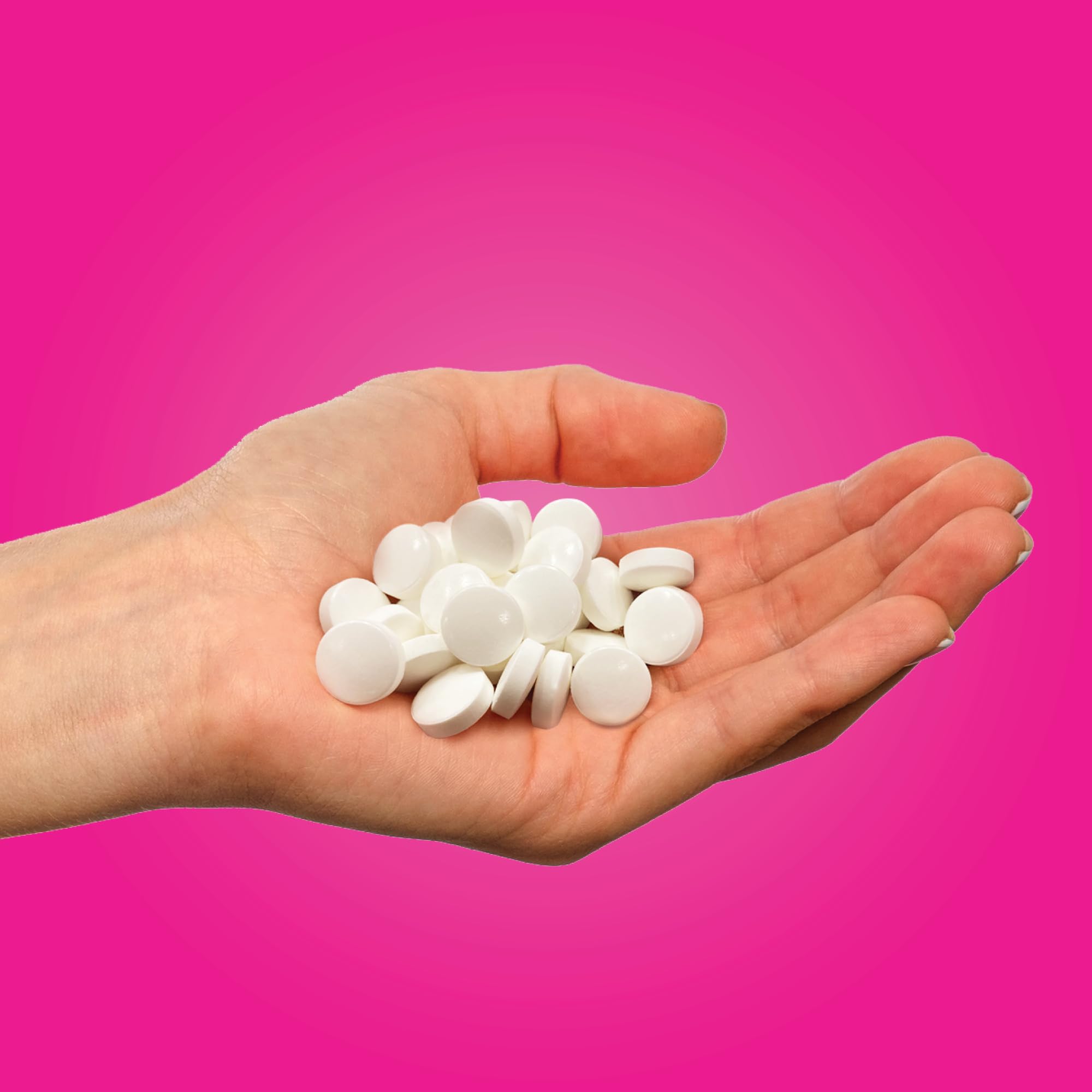 PUR Mints peppermint tin delivering a classic mint burst for long-lasting breath.