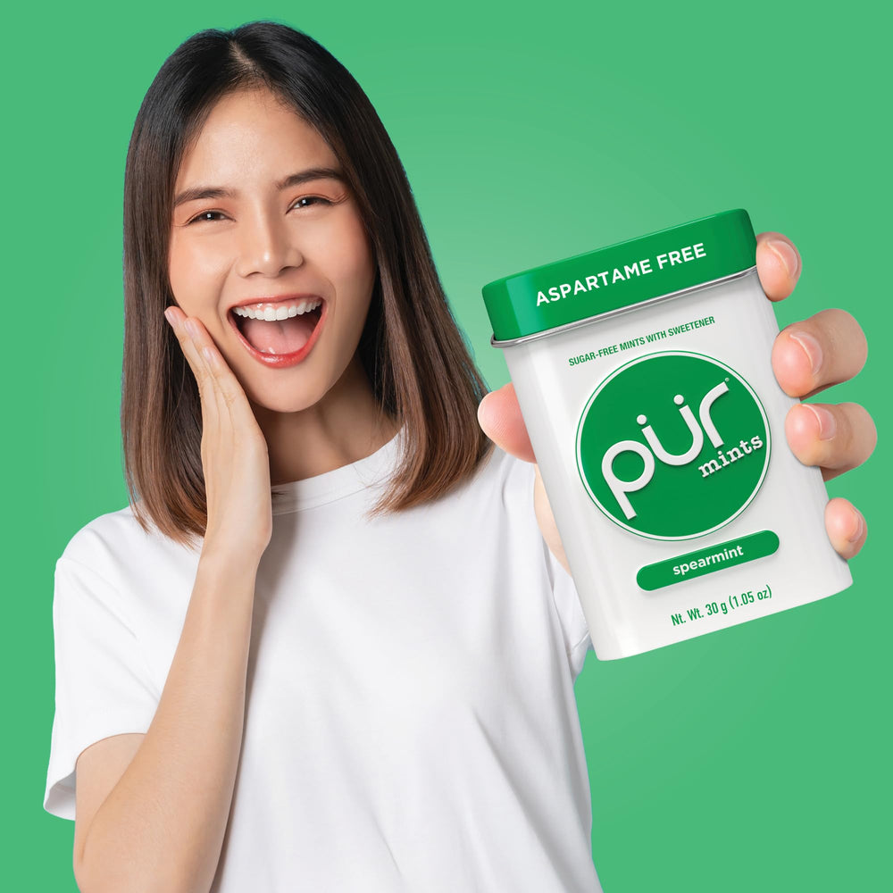 PUR Mints spearmint flavor close-up with crisp aroma.