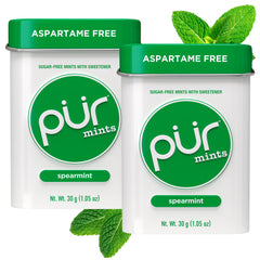 PUR Mints spearmint tin with 30 pieces for fresh breath on the go.