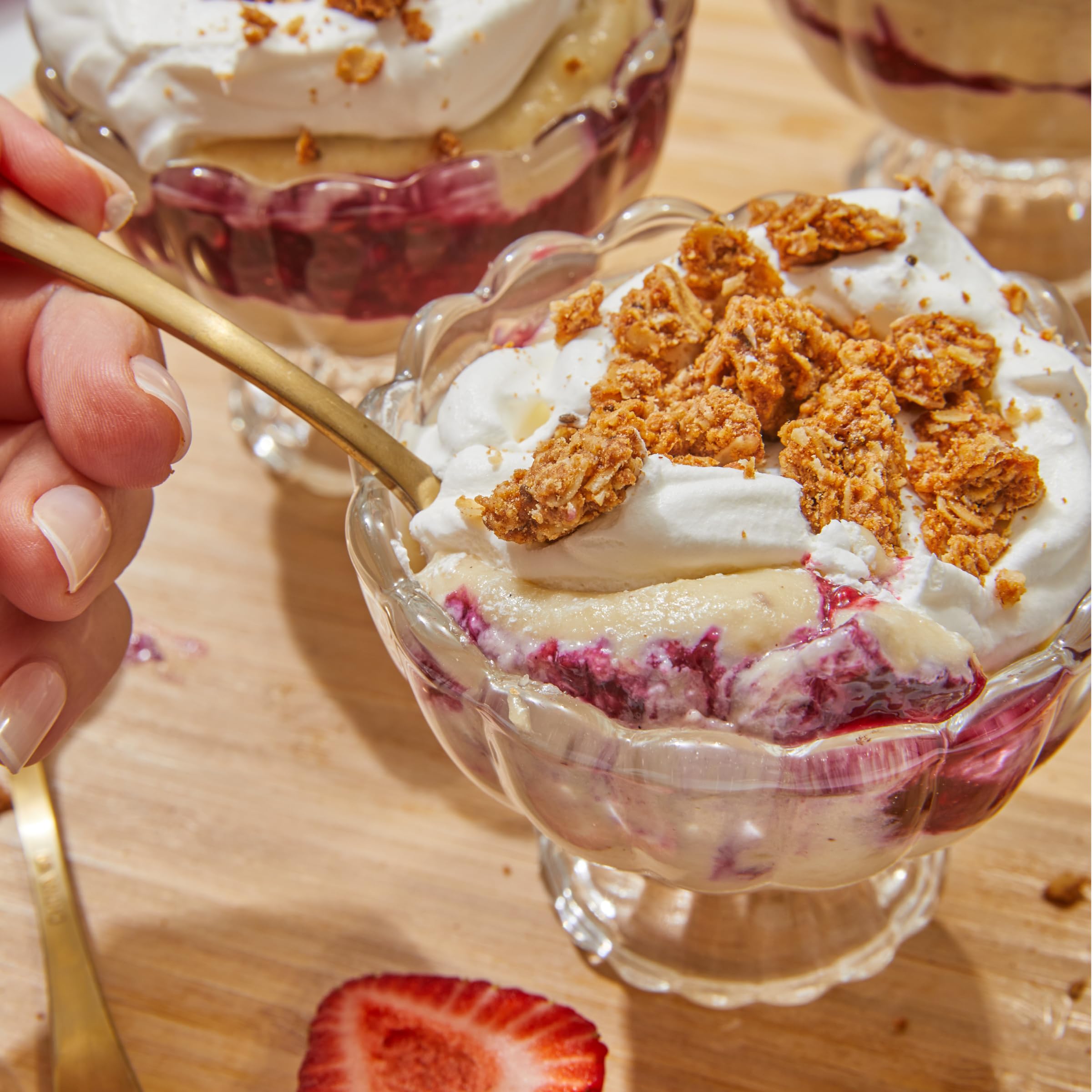 Purely Elizabeth organic oats and flours blend forms wholesome crunch.