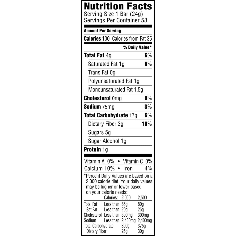Quaker Chewy Lower Sugar Granola Bar close-up shows real chocolate for a satisfying snack
