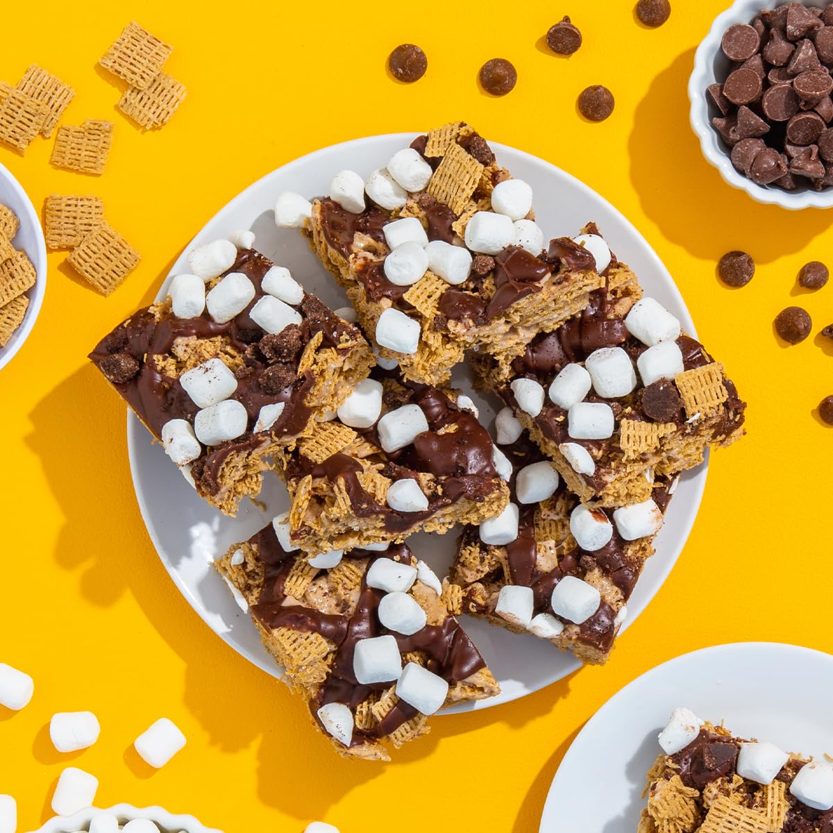 Family-friendly Quaker Life Multigrain Hot Cocoa breakfast scene