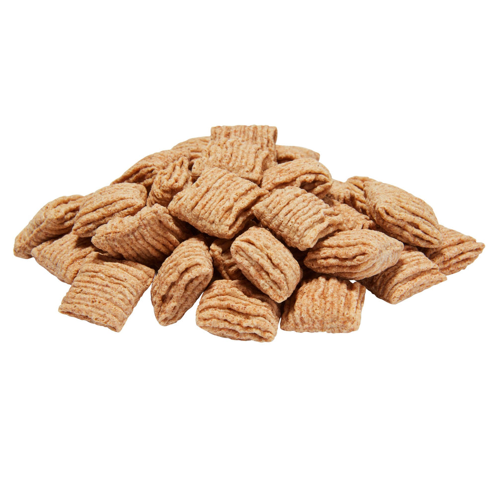 Front label of Quaker Oatmeal Squares Honey Nut showing 46 g whole grain per serving.