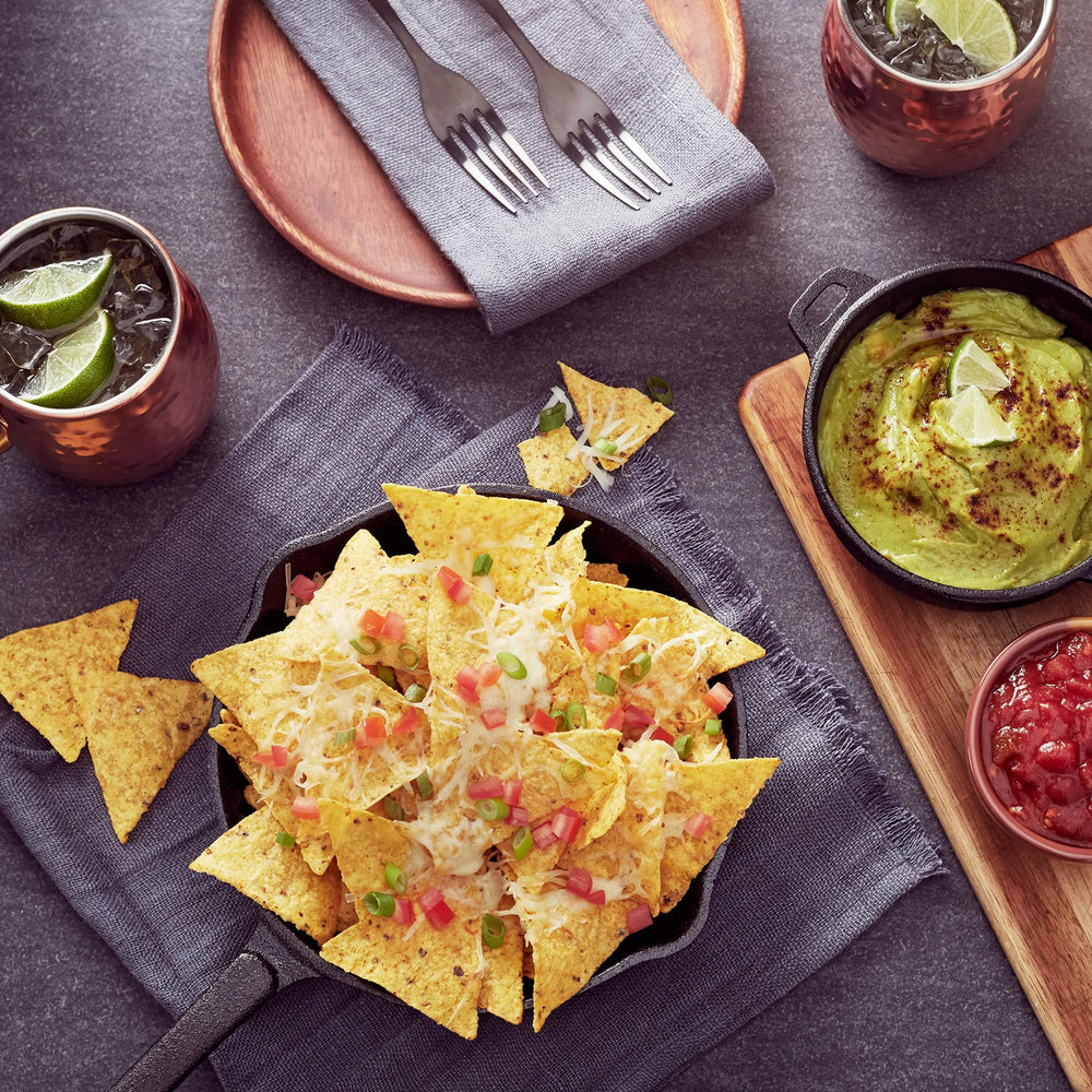 Que Pasa chips served with salsa to pair with craft beverages.