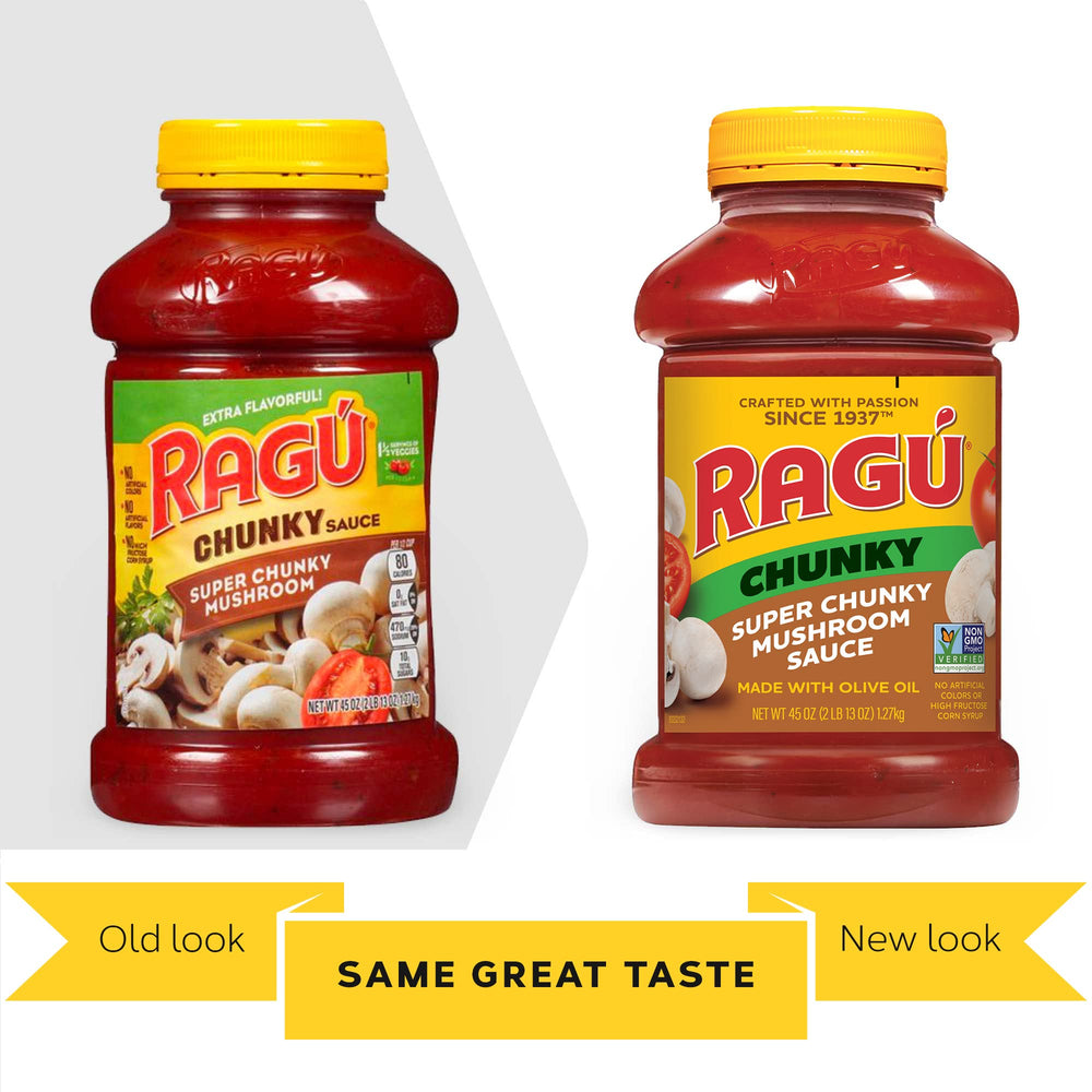 Mushroom pieces and tomato chunks highlight natural ingredients in Ragú sauce.