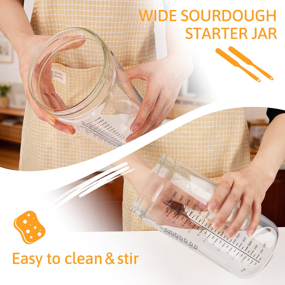 Rakovar sourdough jar airtight lid demonstrated for fridge storage and freshness