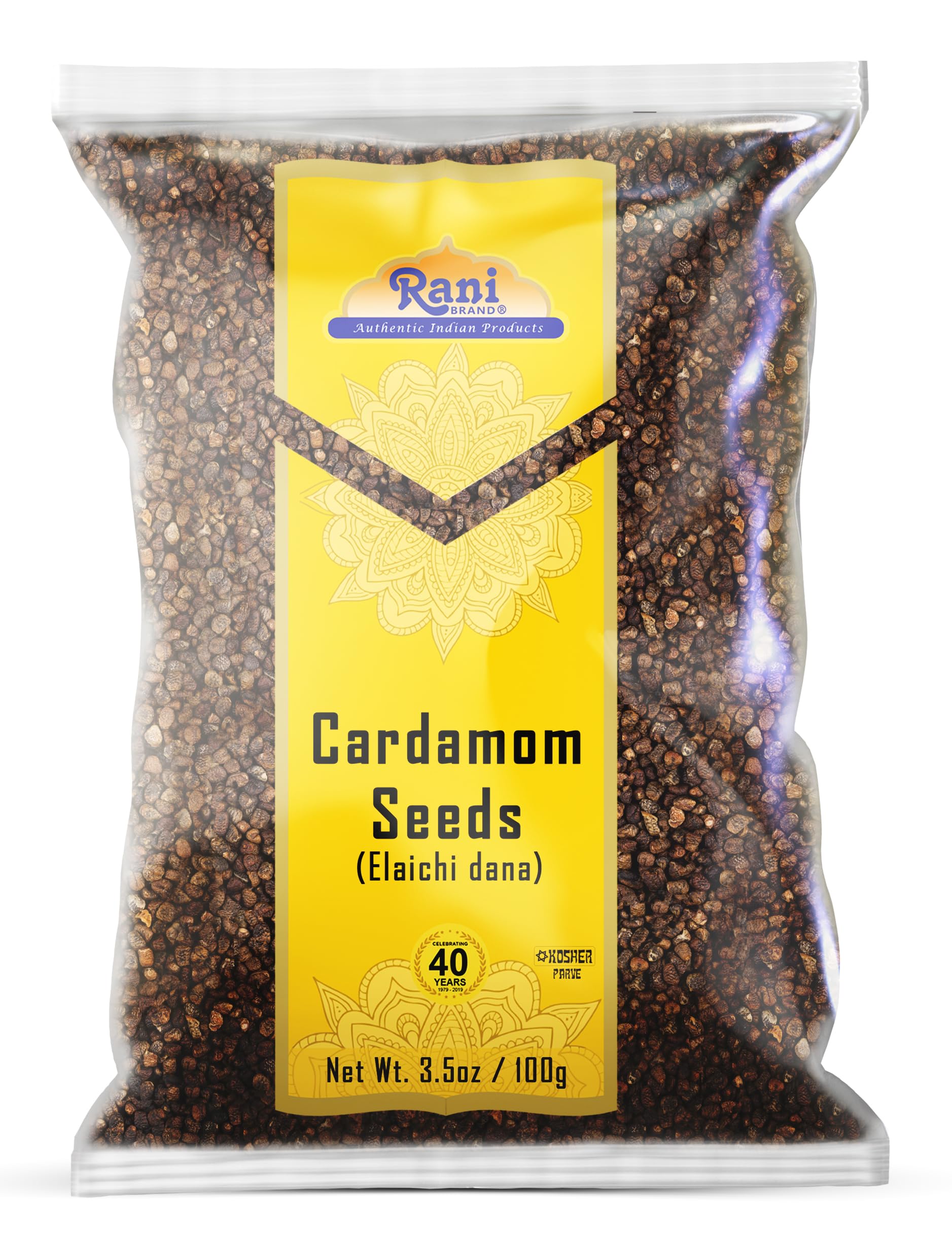 Rani Elachi decorticated seeds close-up for authentic Indian aroma