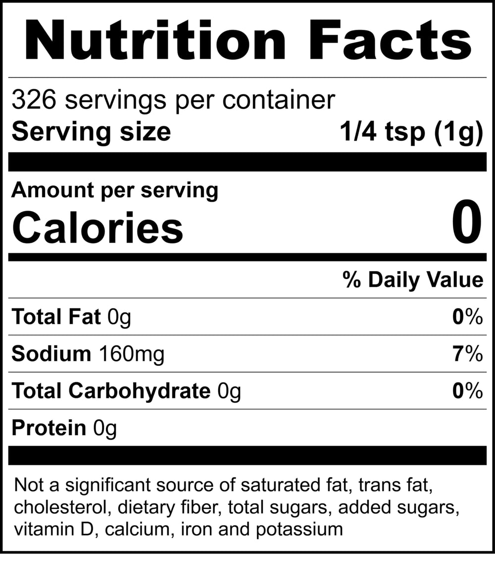 Raw Essentials Chicken Soup Blend pour showcases quick, flavorful meals.