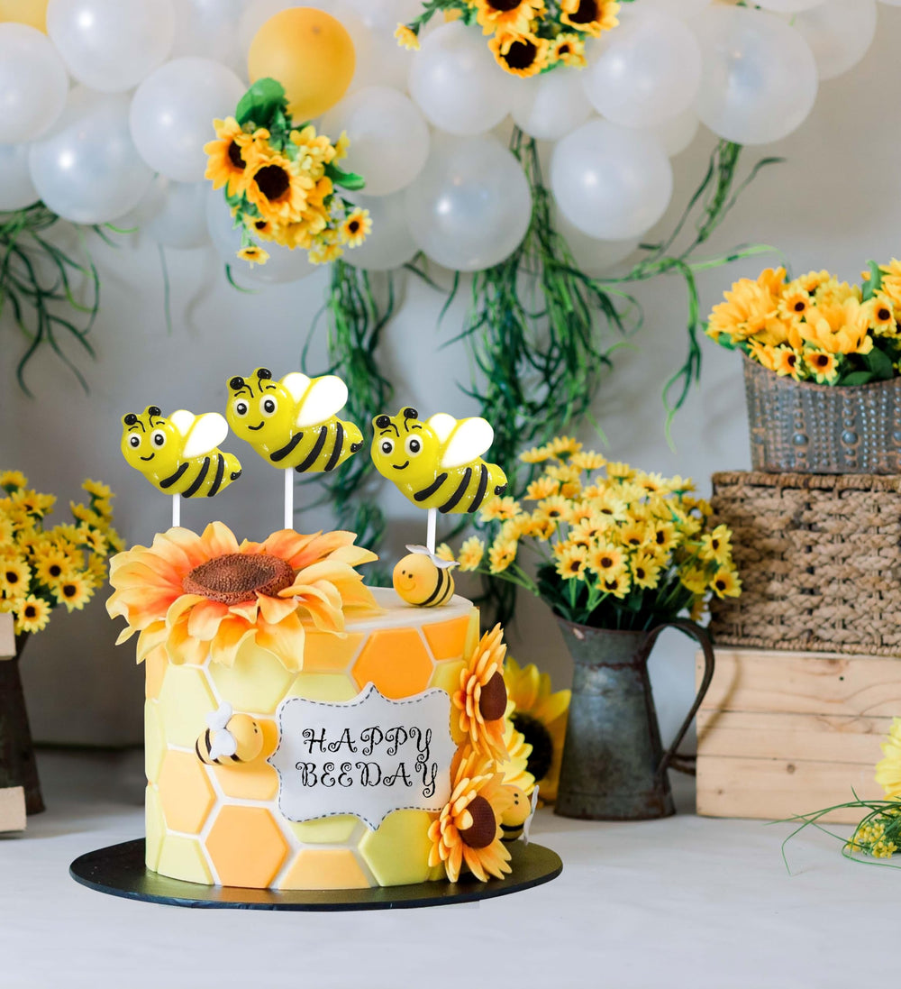 RBBZ Party lemon bee candy lollipops ideal for bee-themed events.