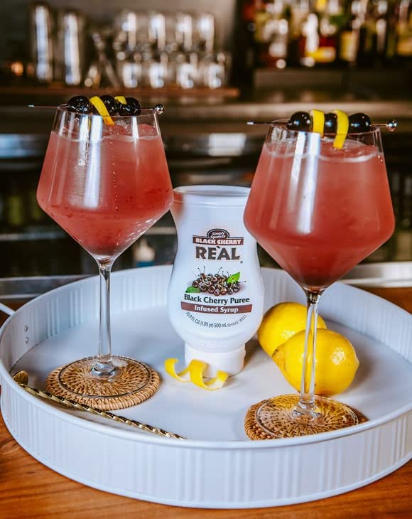 Reàl Infused Exotics Squeezable bottle pours for easy, mess-free mixing