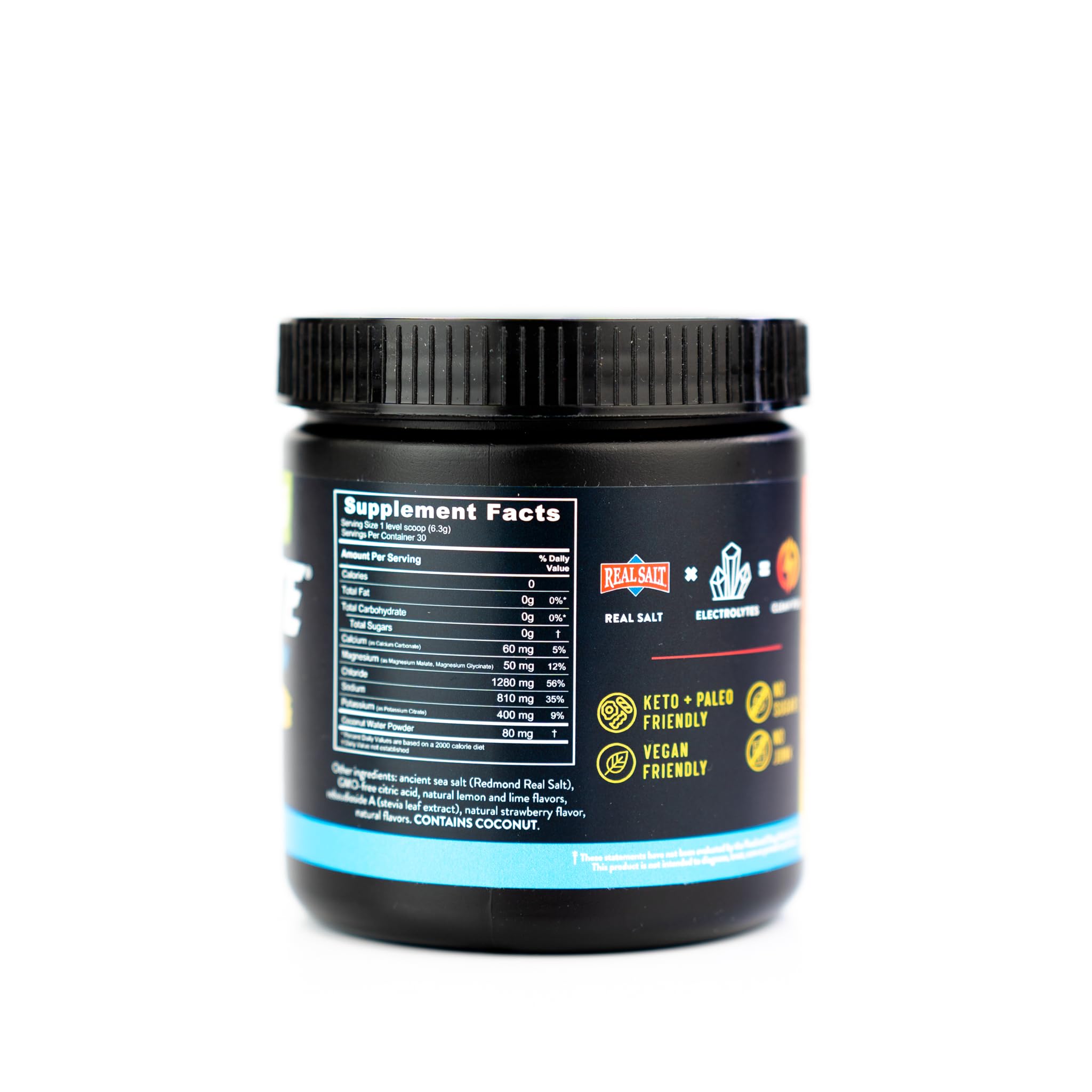 Dissolve the REDMOND Re-Lyte mix in water for a smooth, less sweet electrolyte drink.