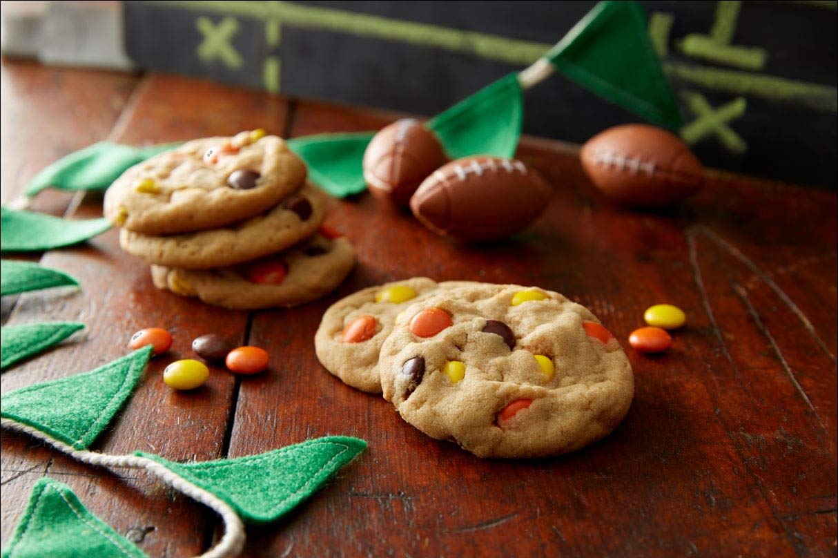 REESE PIECES gift-ready packaging, ideal for gift baskets.