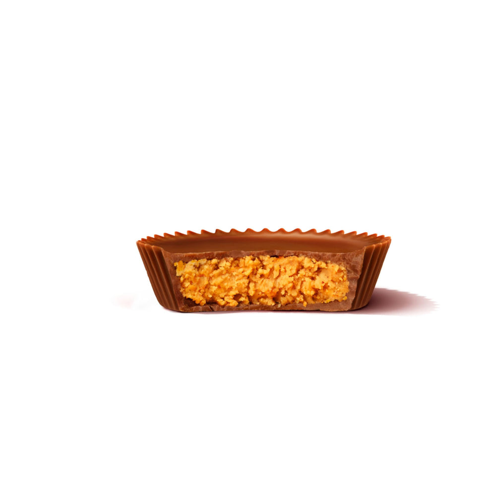 Gift-ready packaging for REESE'S Plant Based Oat Cups, suitable for party favors.