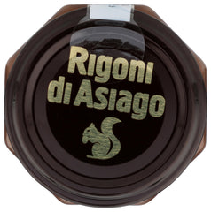Ingredients scene highlighting organic hazelnuts in Rigoni Nocciolata.