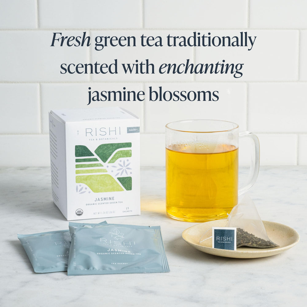 Caffeinated green tea with a delicate jasmine aroma