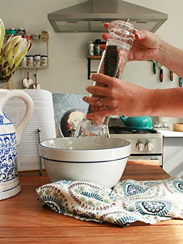 Rock the Food pink Himalayan bath salt ready for soak
