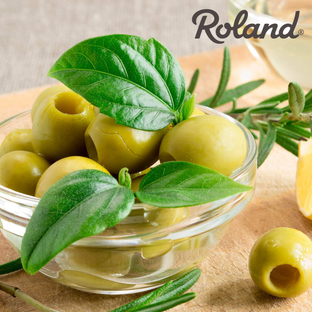 Roland Foods Castelvetrano olives bulk can for food service.