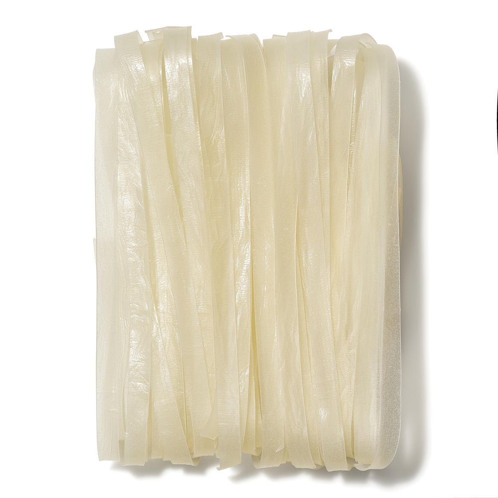 Roland Foods wide rice noodles ingredients label: rice flour and salt.