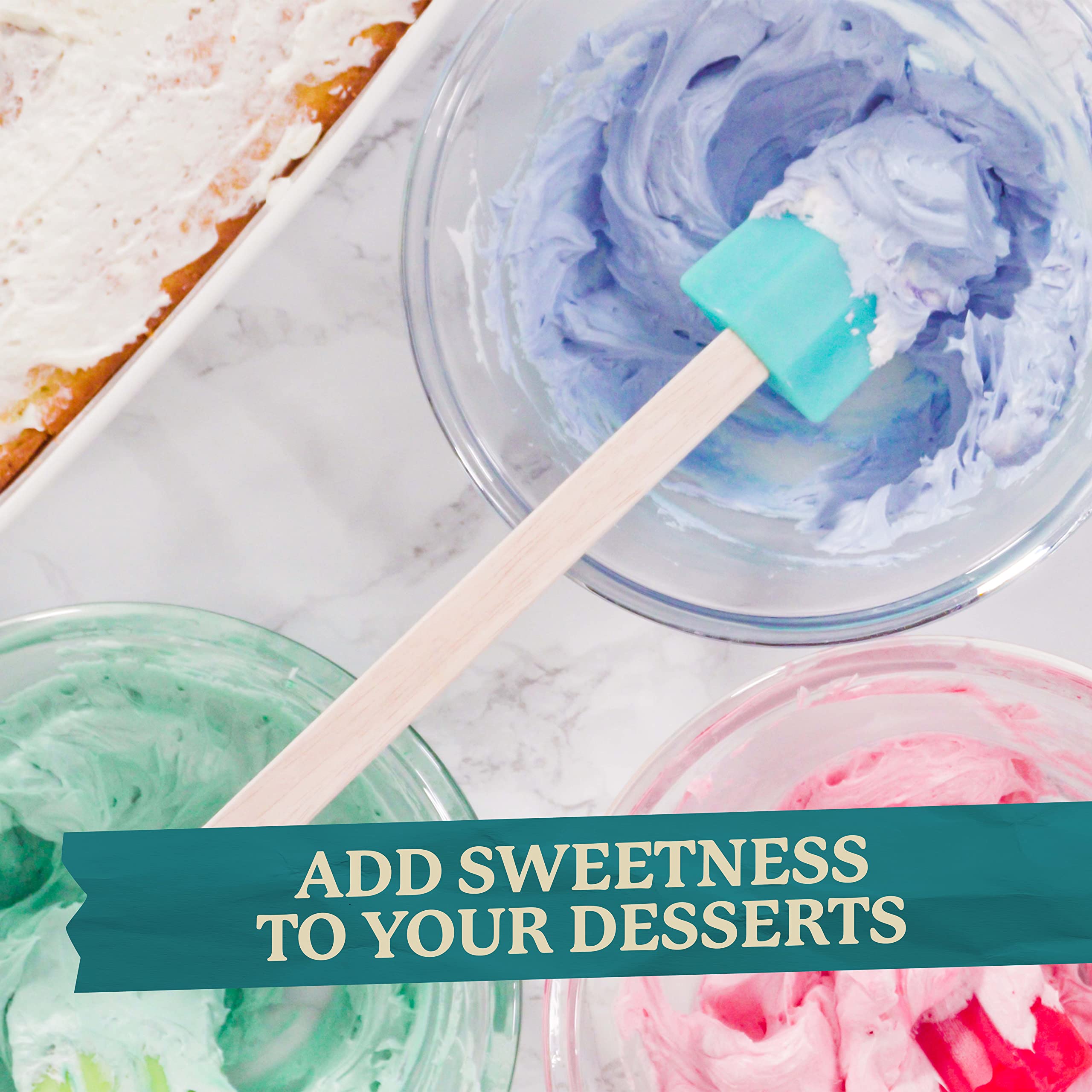 Roots Circle confection sugar glaze on cake creates a glossy finish.