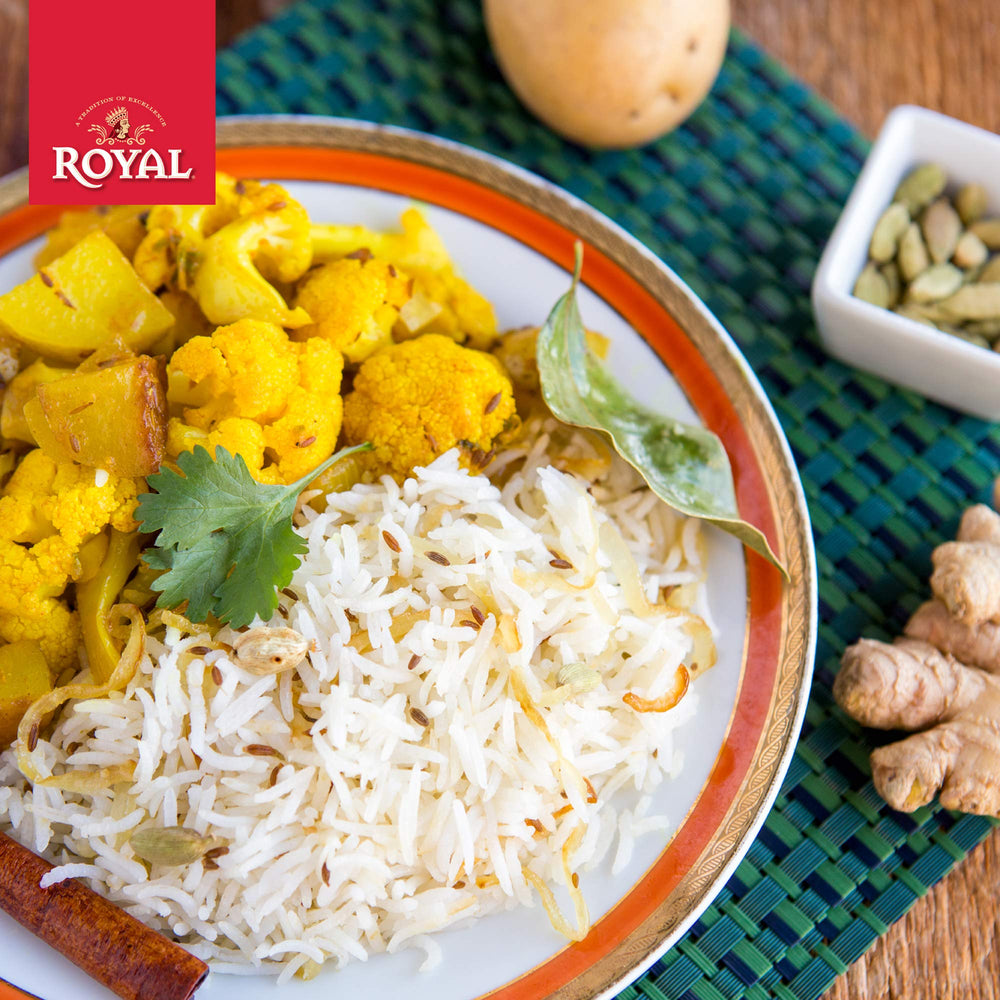 Aromas steaming from Royal Sella rice, highlighting nutty fragrance.