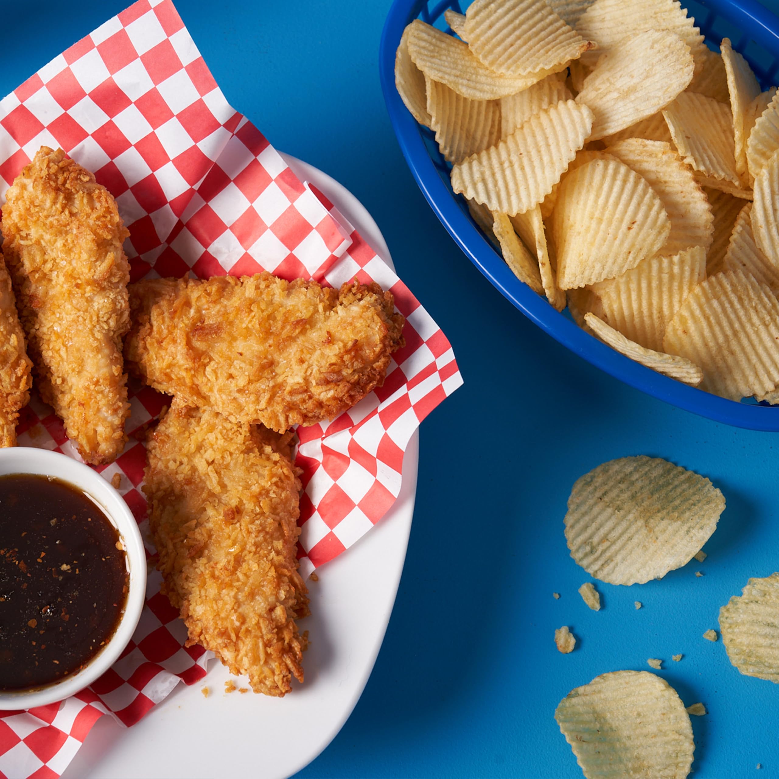 Ruffles on-the-go snack pack designed for easy, portable munching