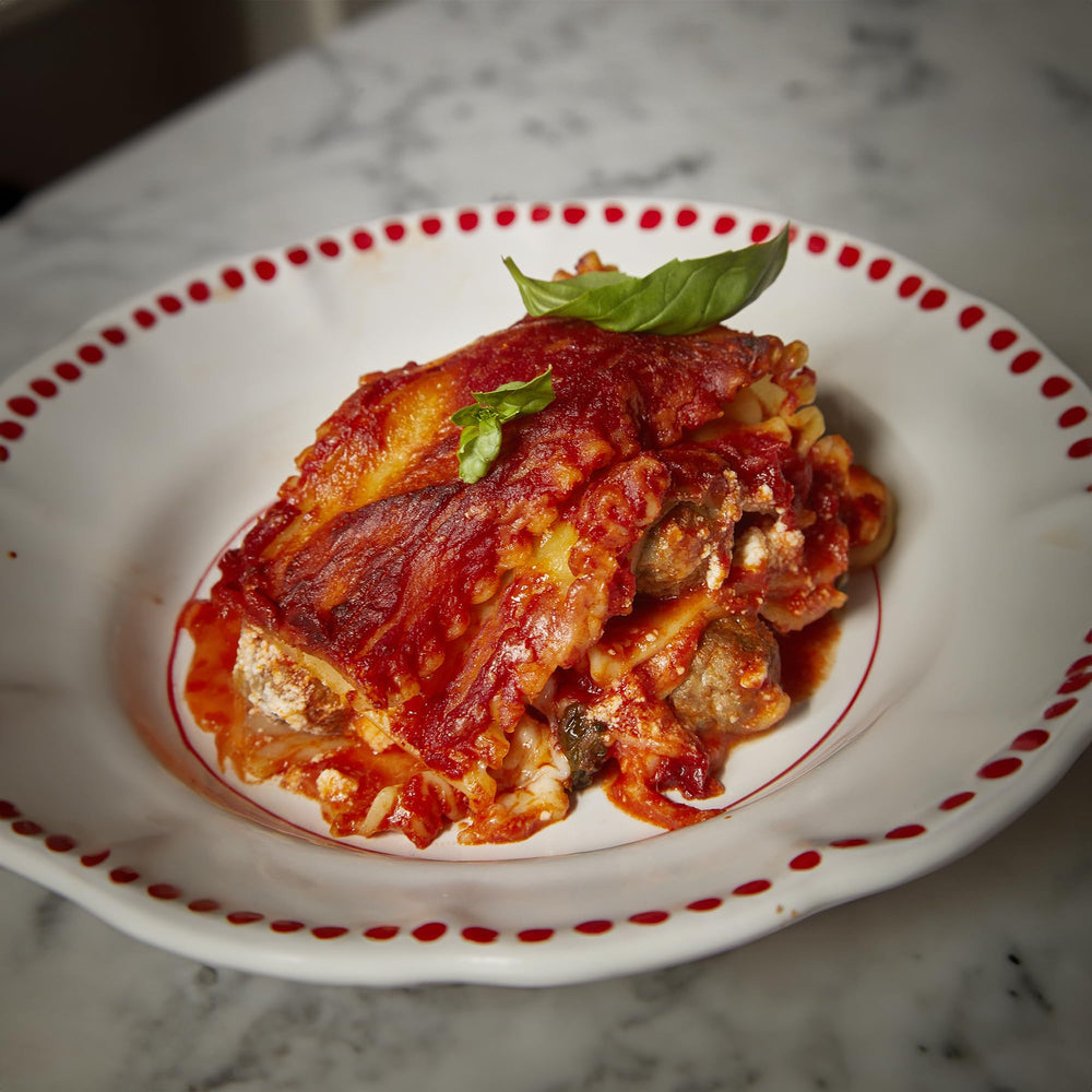 Rummo Lasagne Wavy Italian kitchen scene evoking home-cooked comfort