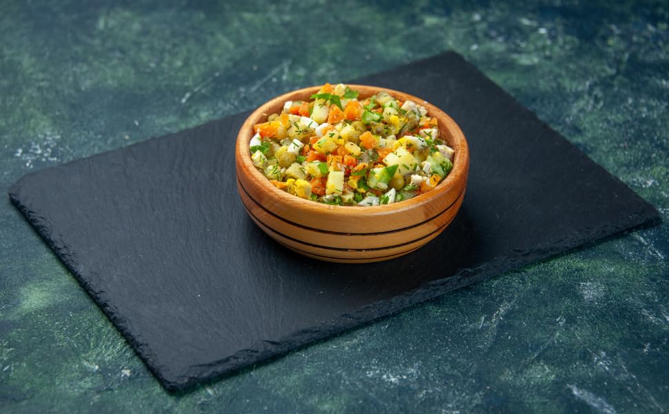 Sadaf Sabzi Polo dried herb mix close-up highlighting dill, leek, cilantro, fenugreek for seasoning.