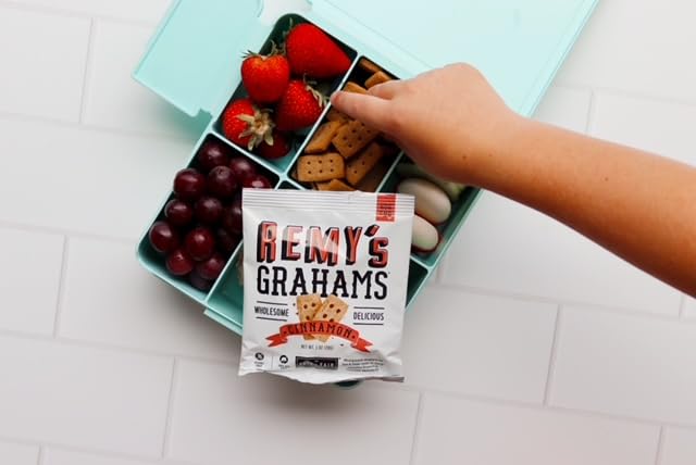 Safe and Fair Remy Cinnamon Grahams lunchbox-friendly snack for daytime meals.
