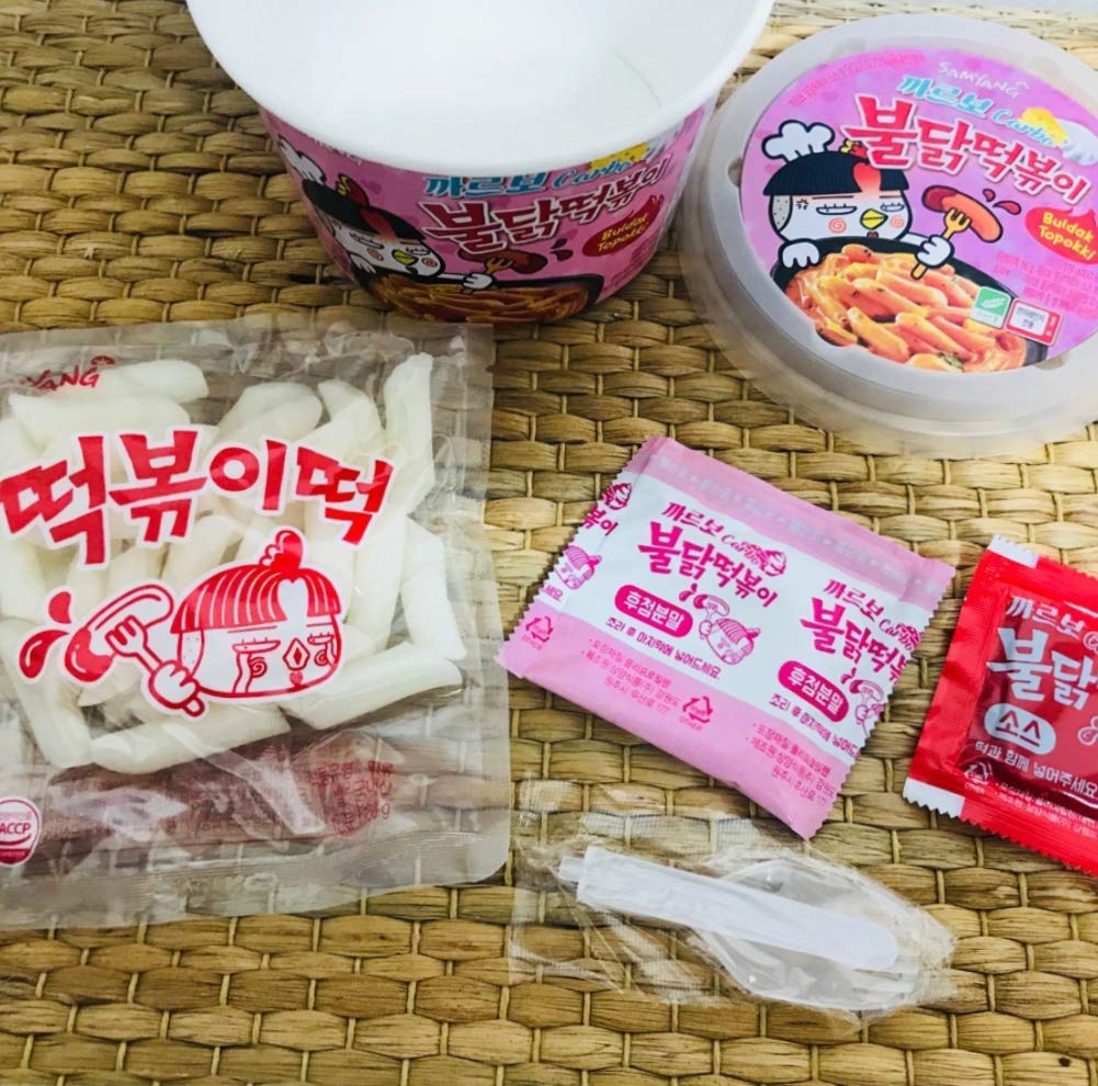 Samyang Carbo Buldak ready-to-serve bowl with glossy sauce and heat.