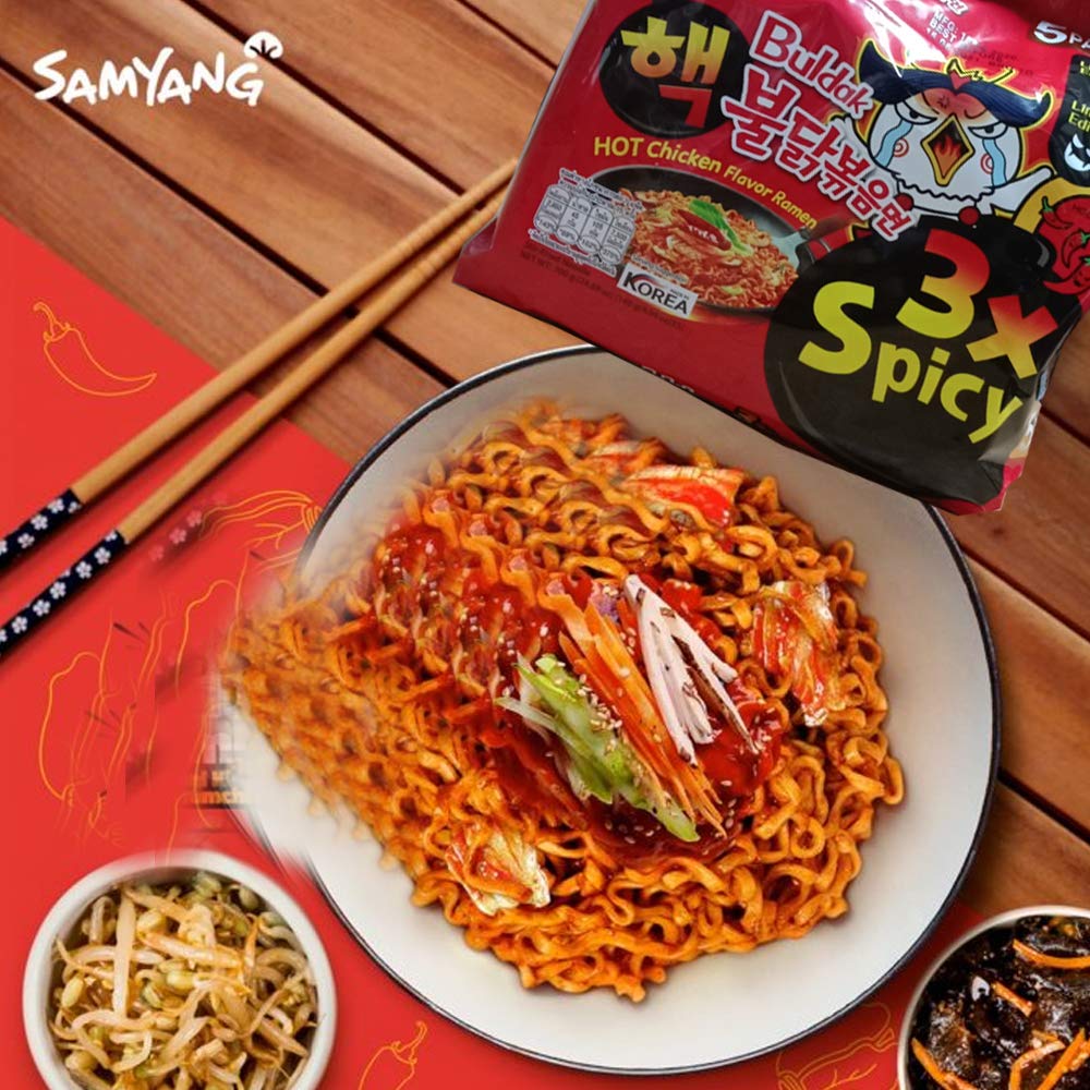 Roasted sesame flakes add nutty crunch to Samyang ramen.
