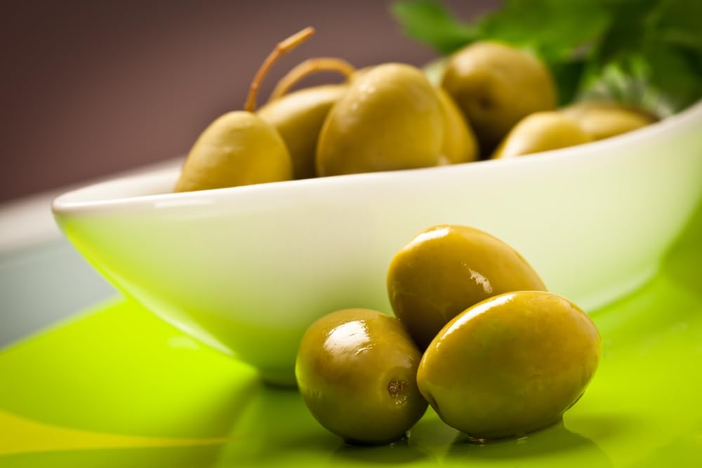 Sanniti Bella di Cerignola olives jar 20-5 oz, convenient pantry staple.