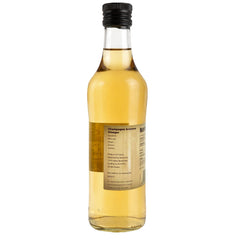 Close-up of Sanniti Champagne Ardenne Vinegar showing clear, fruity notes.
