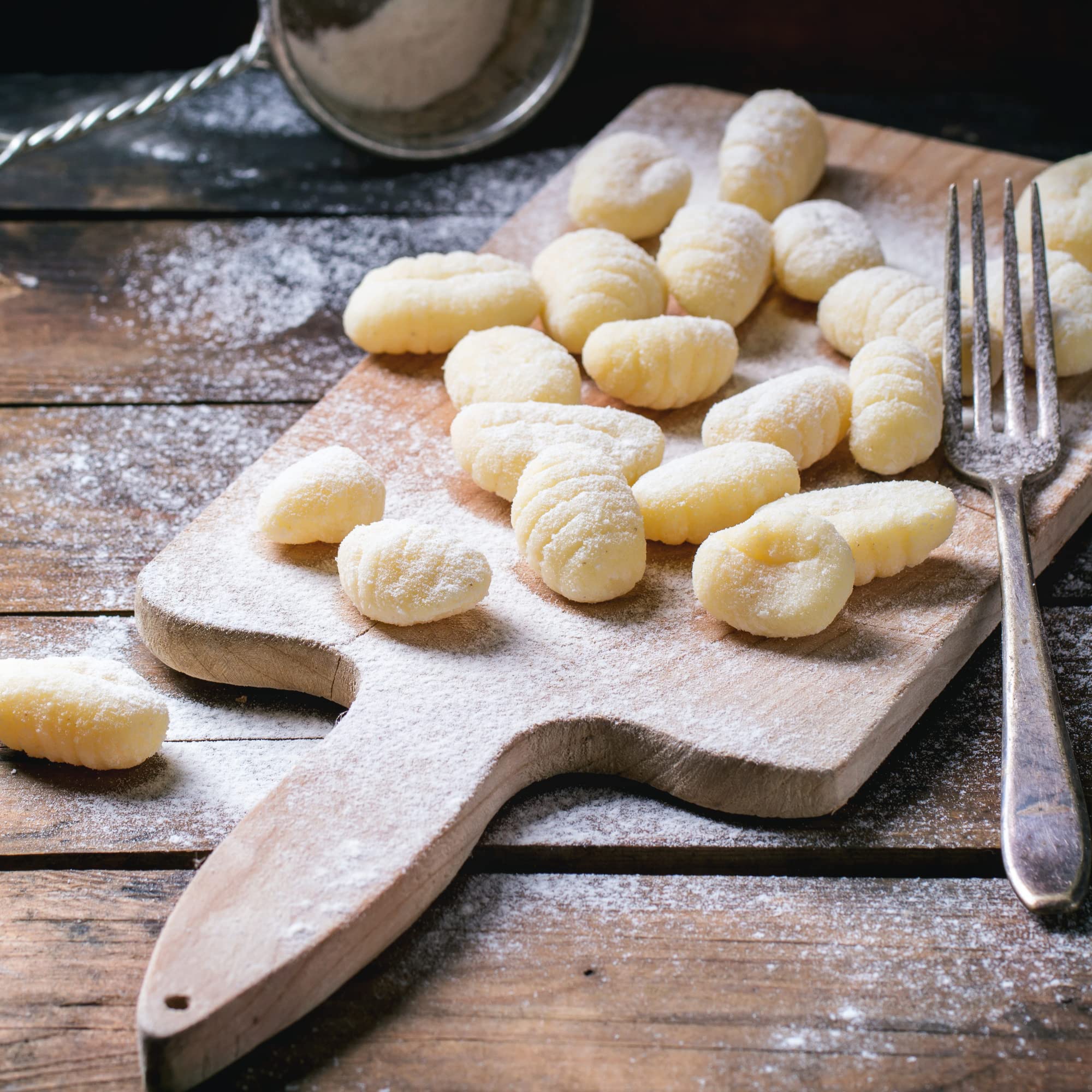 Sanniti gnocchi creamy-pesto-dish with emerald basil