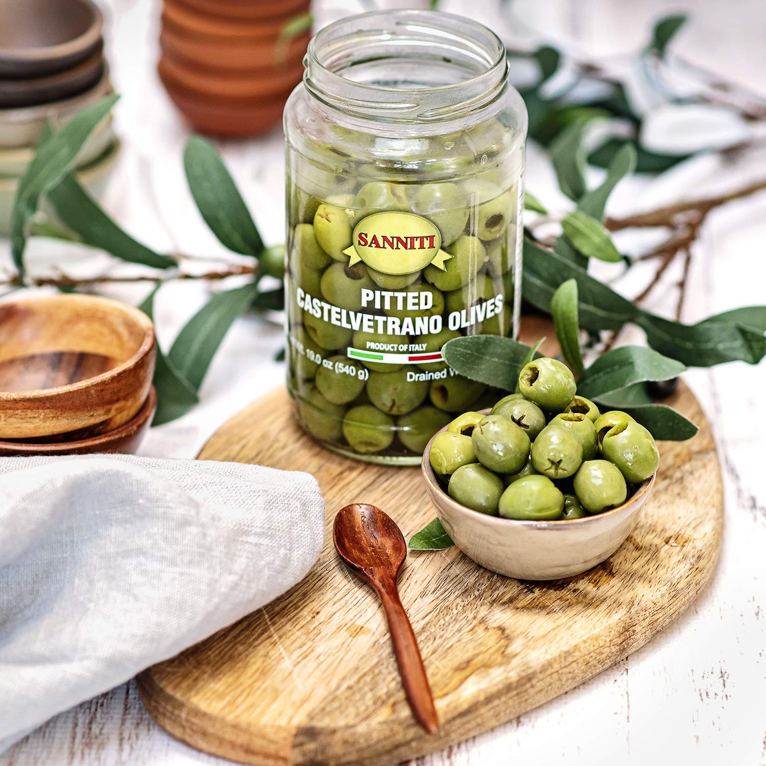 Sanniti Italian olive label signaling authentic Italian product