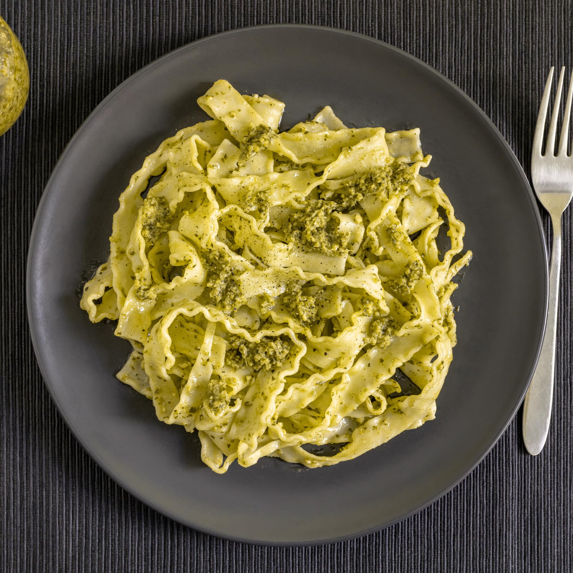 Sanniti Italian pasta pack celebrating tradition and flavor.