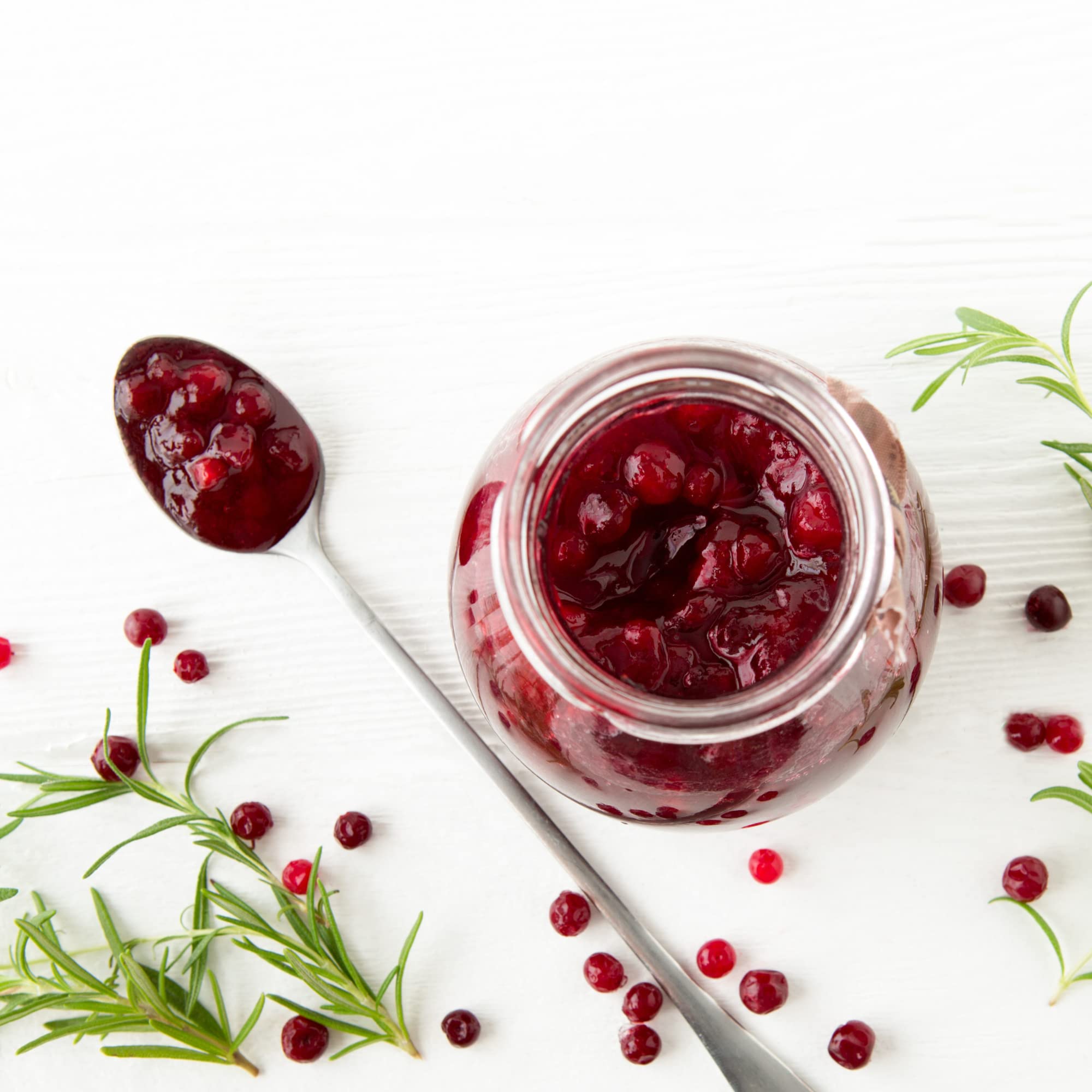 Ingredients label shows lingonberries and natural gelling agents
