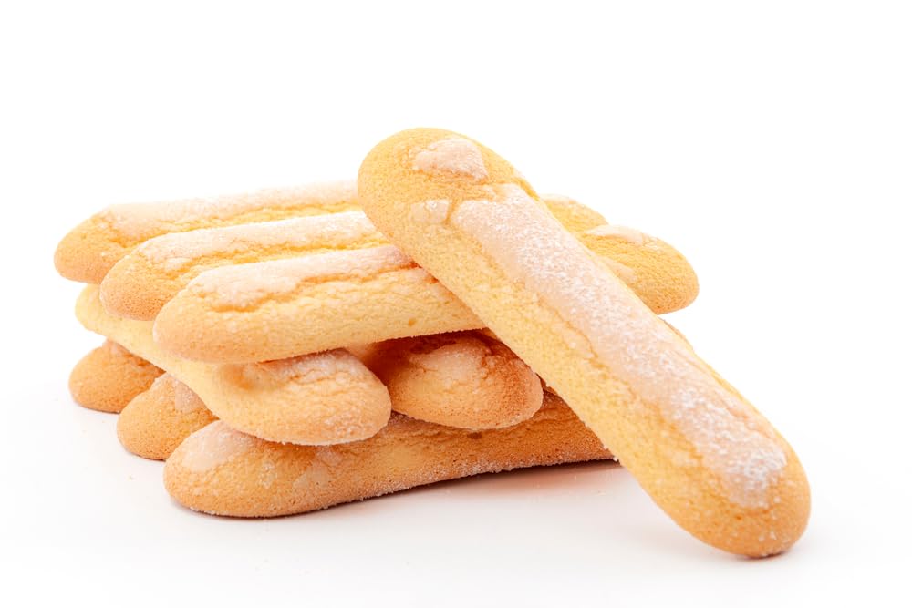Sanniti Savoiardi crisp texture close-up, a delicate bite for simple snacking.