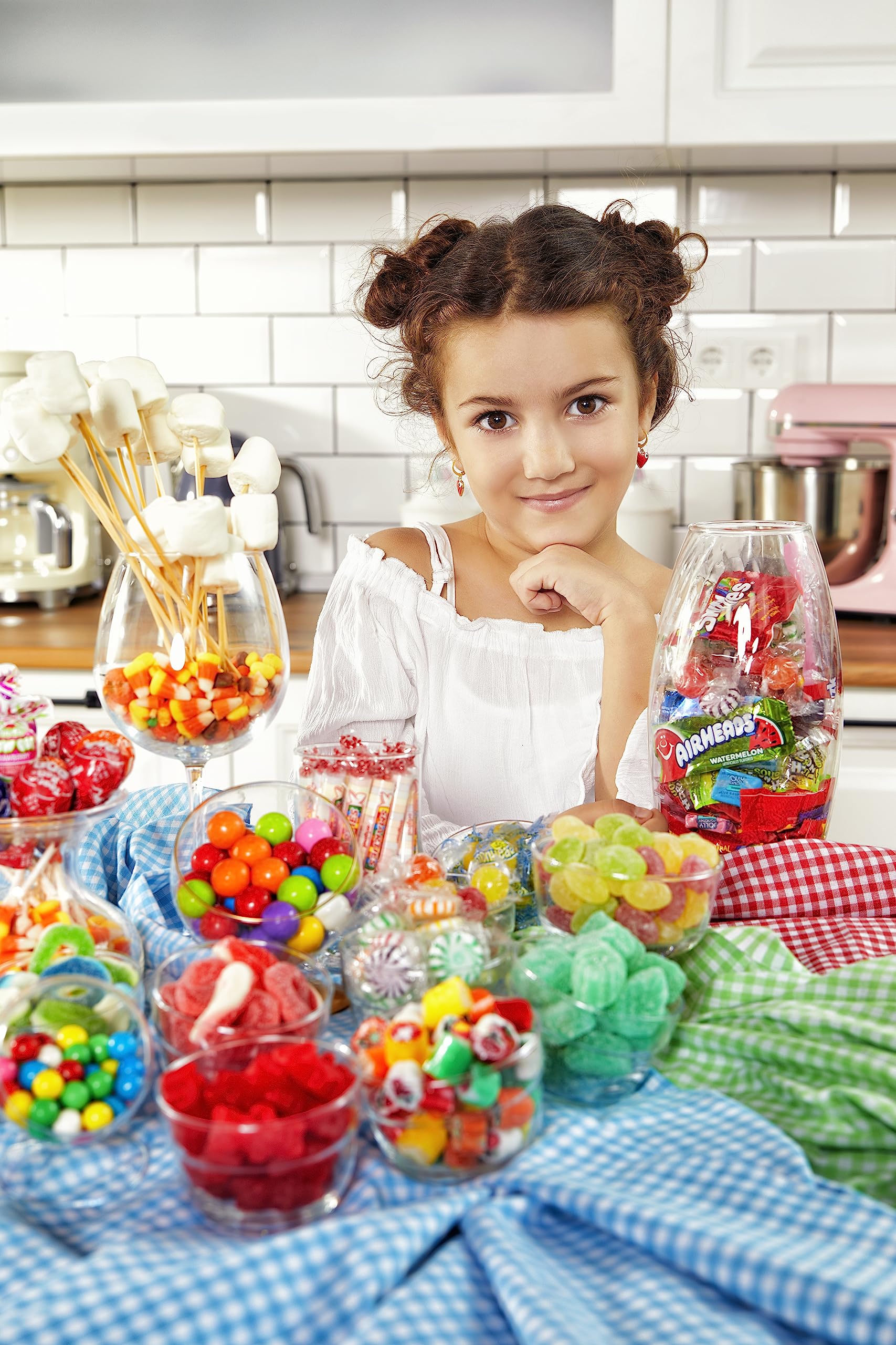 Re-sealable bag keeps taffy fresh between uses