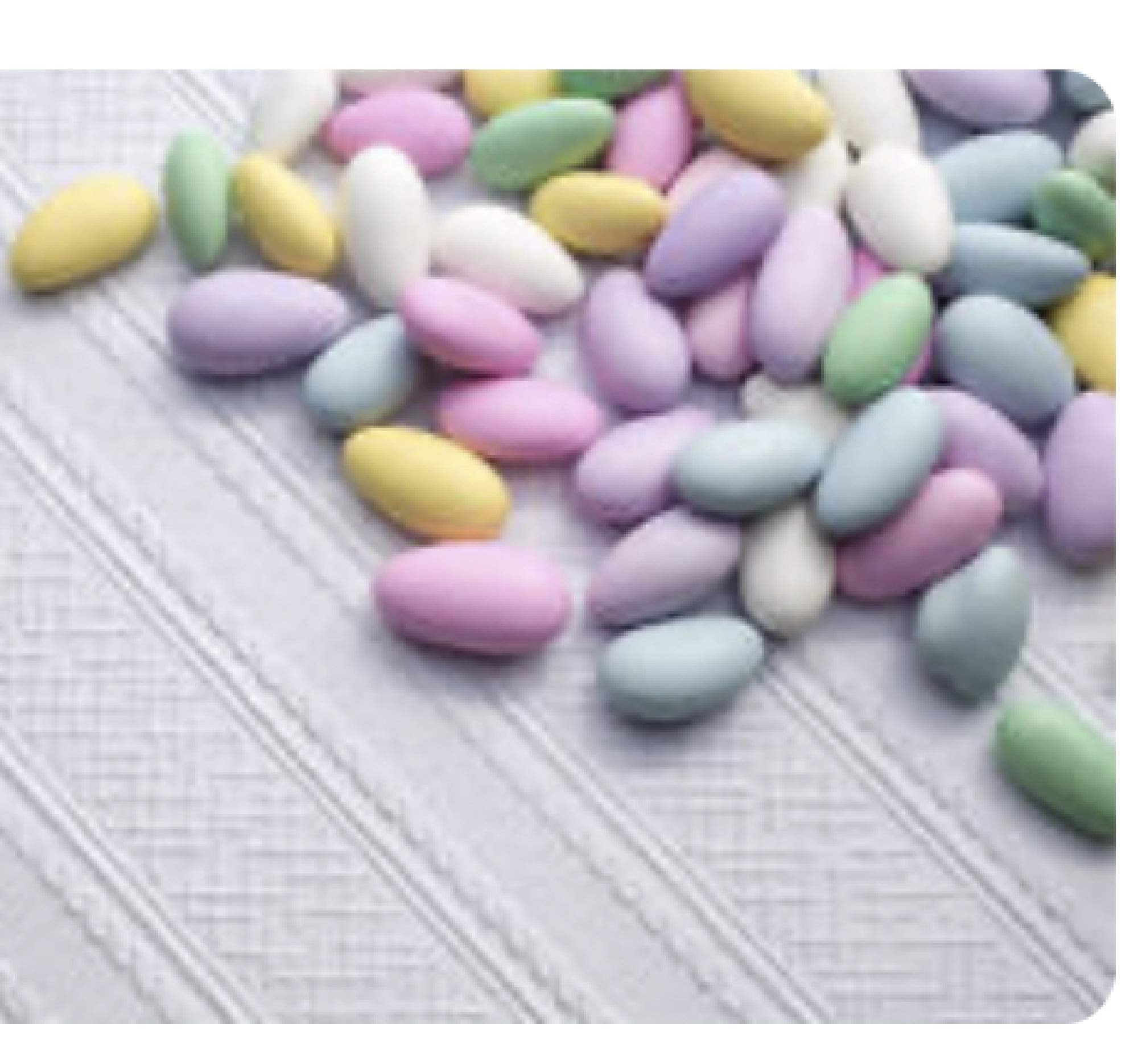 Vanilla-flavored Sconza Jordan almonds with rich, smooth texture