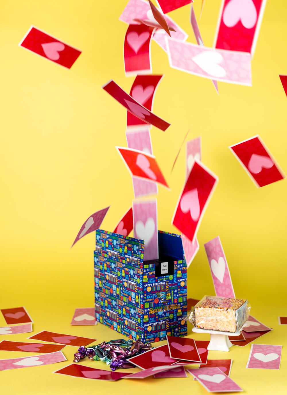 Keepsake moment for anniversaries and celebrations with Send A Cake.