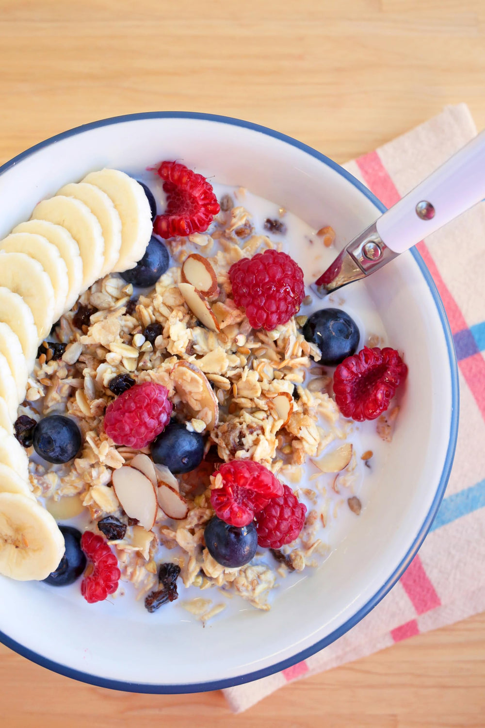 Seven Sundays overnight oats idea offers a simple, convenient prep for busy days.