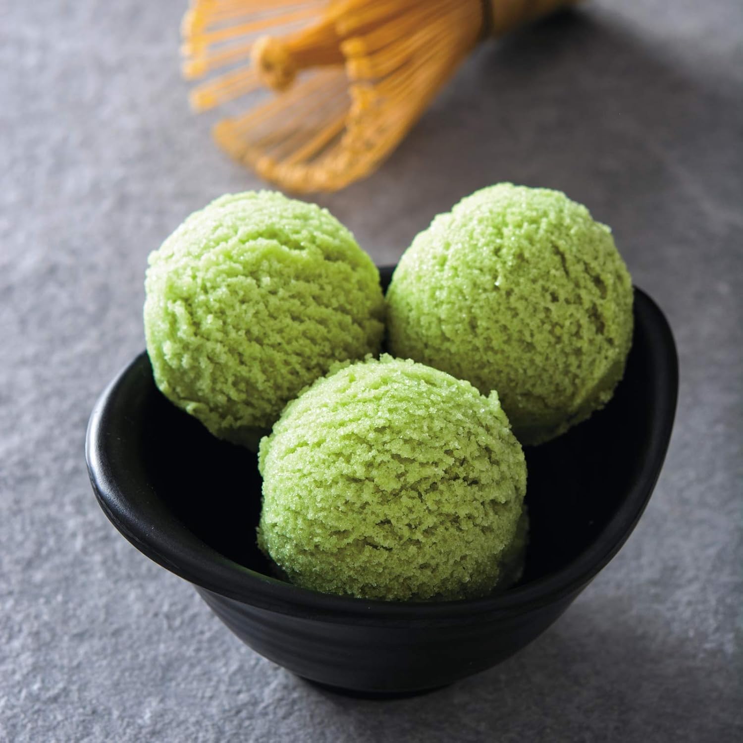 Shimane Organic Farm Mulberry Matcha in cooking, bright green color enhances recipes.
