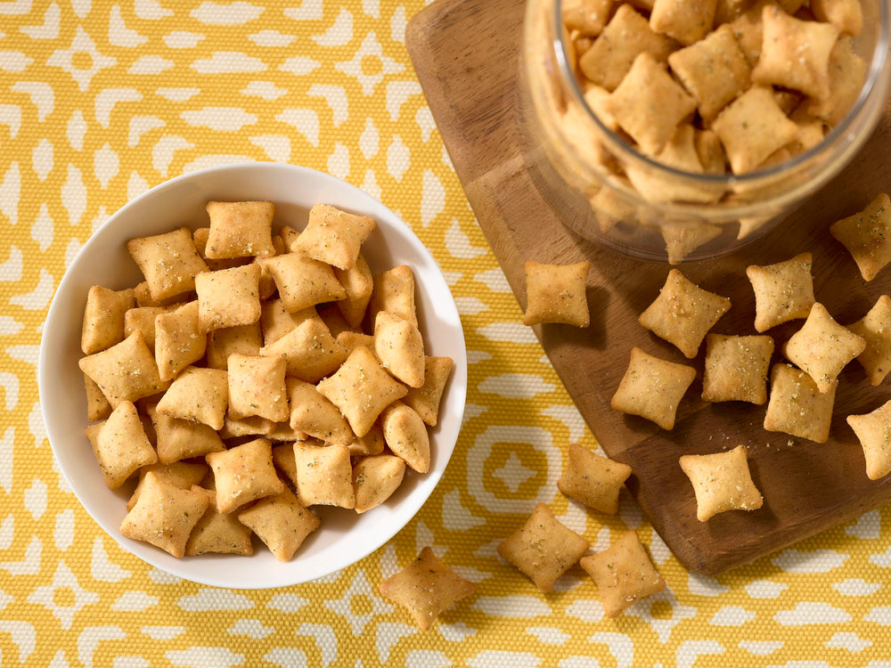 Simple Mills Pop Mmms gluten-free and Non-GMO Project Verified for mindful snacking.