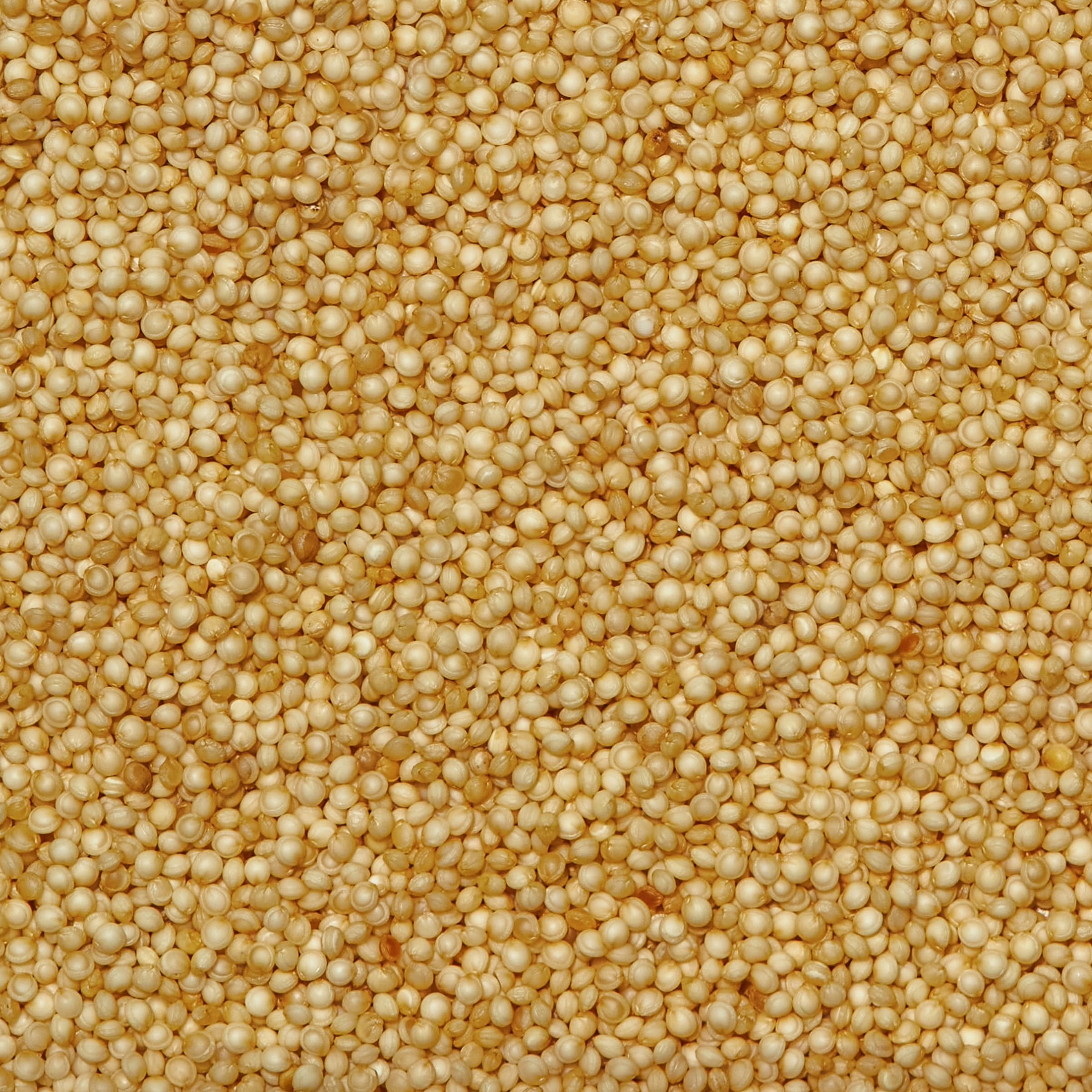 SIMPLi Amaranth rainbow salad adds color and nutrients.
